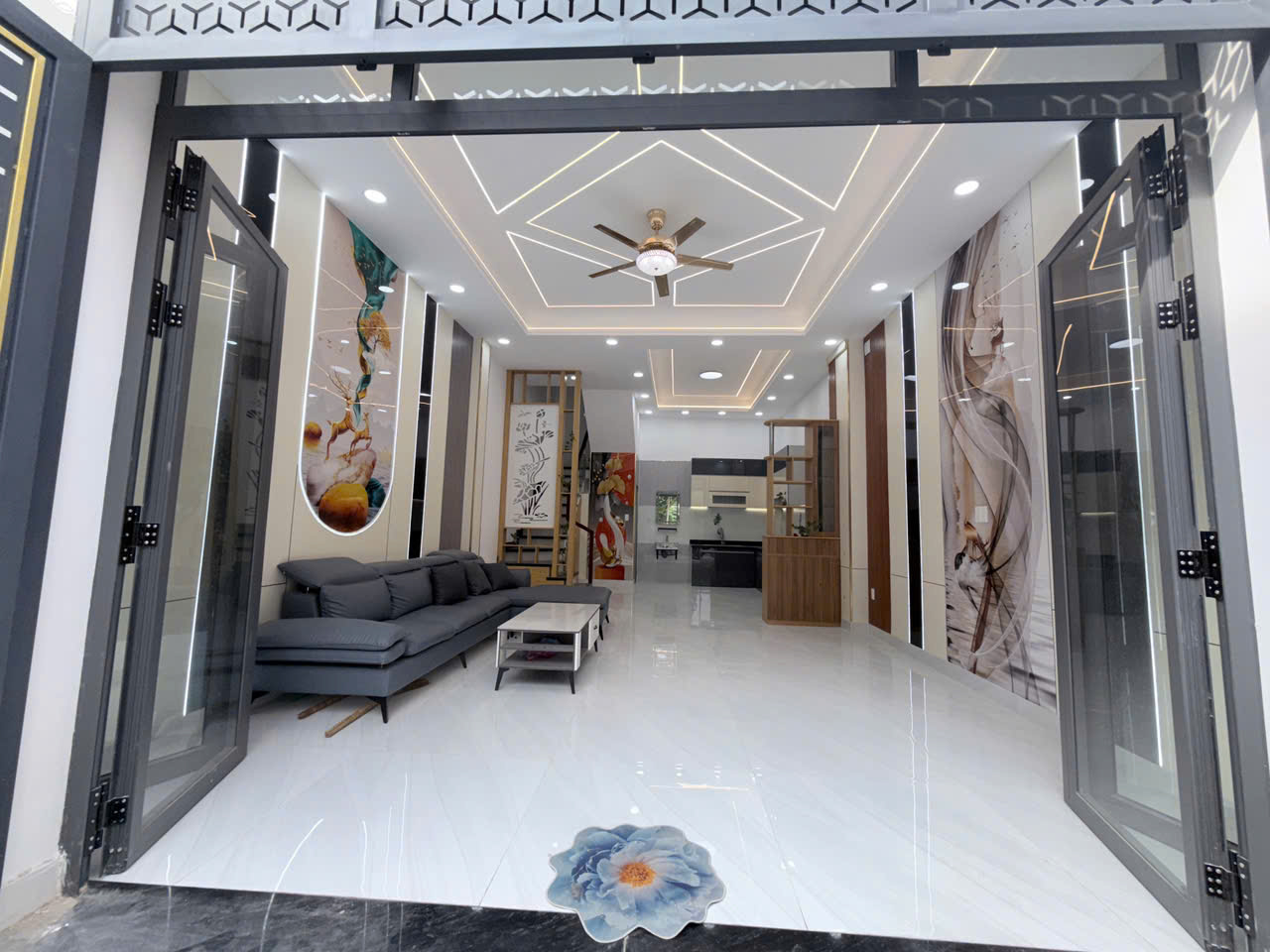 NHÀ 4 TẦNG MỚI XÂY VÀO Ở NGAY THIẾT KẾ HIỆN ĐẠI - HẺM XE HƠI ĐỖ TẠI NHÀ - SÁT AEONMALL TÂN PHÚ- NGANG 5.15M - KHÔNG LỘ GIỚI - KHU PHÂN LÔ - GIÁ 6.2 TỶ - M0192