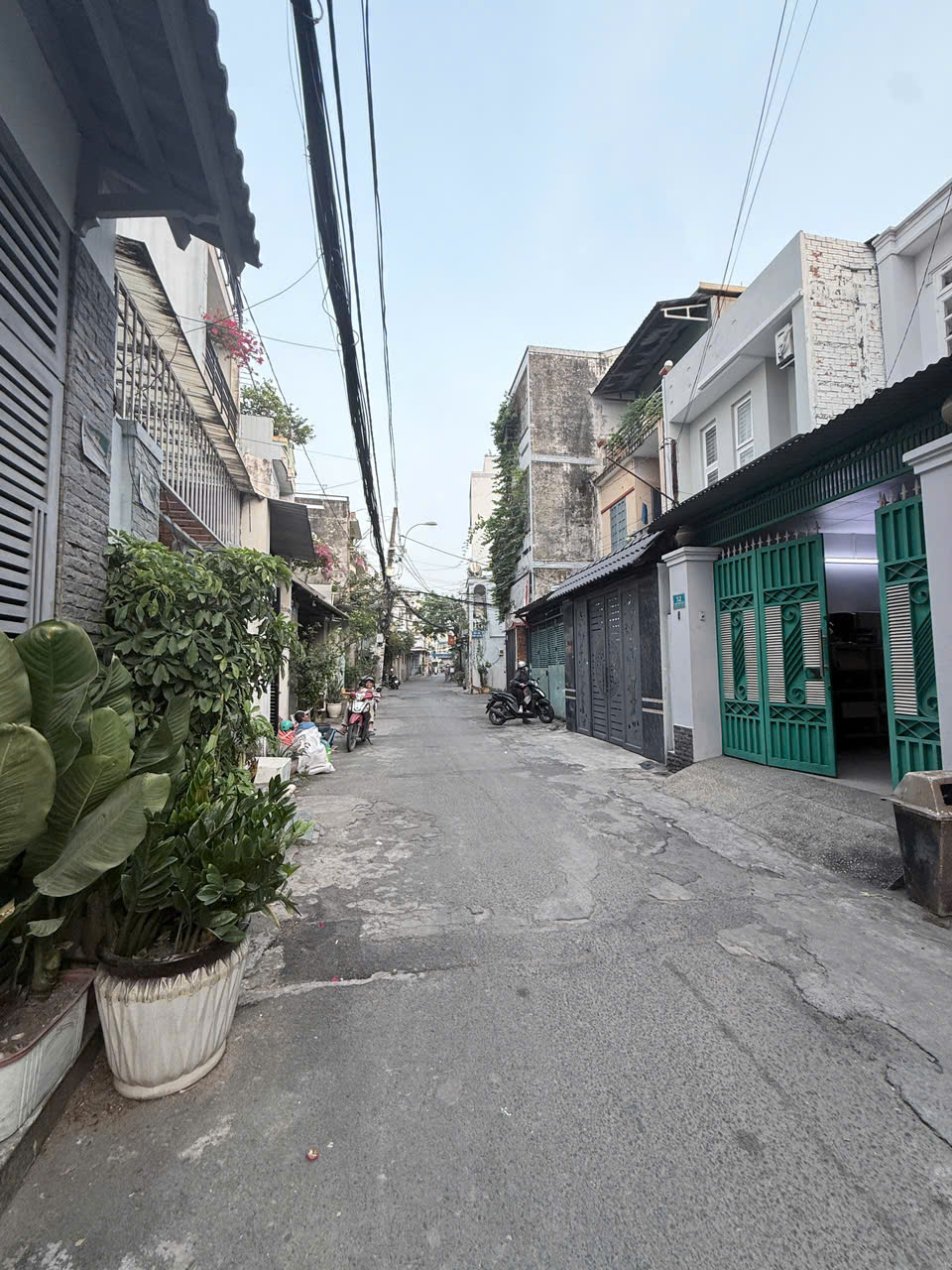 NHÀ MỚI ĐẸP THẲNG 1 TRỤC RA TỚI AEON TÂN PHÚ - DÀI 17M - 4PN - 5.6 TỶ - M0203