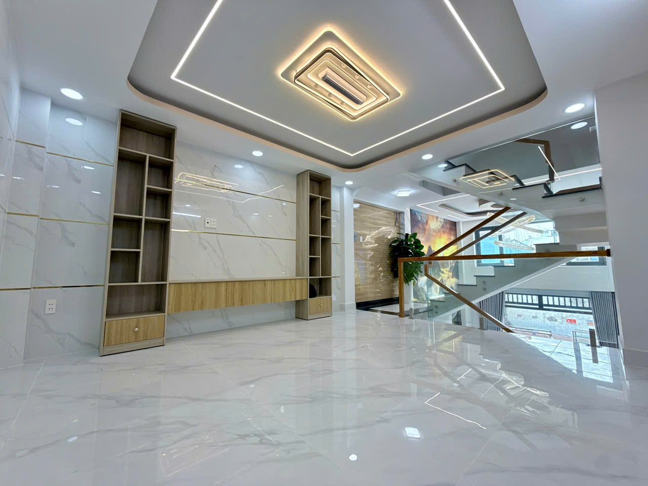 NHÀ MỚI 5 TẦNG NGAY CHỢ BÌNH LONG - HẺM OTO - SÁT TÂN PHÚ - DỌN VÀO Ở NGAY - 6.5 TỶ- M0198