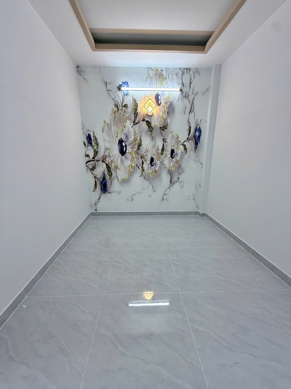 NHÀ MỚI 5 TẦNG NGAY CHỢ BÌNH LONG - HẺM OTO - SÁT TÂN PHÚ - DỌN VÀO Ở NGAY - 6.5 TỶ- M0198