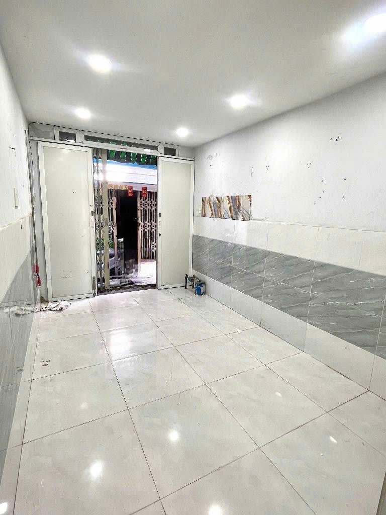 3 TẦNG KIÊN CỐ ĐỦ CÔNG NĂNG -VÀO Ở NGAY - SÁT LÊ VĂN QUỚI - BÌNH LONG - GIÁP TÂN PHÚ - DTSD 51m² - CHỈ 2.35 TỶ- M0197