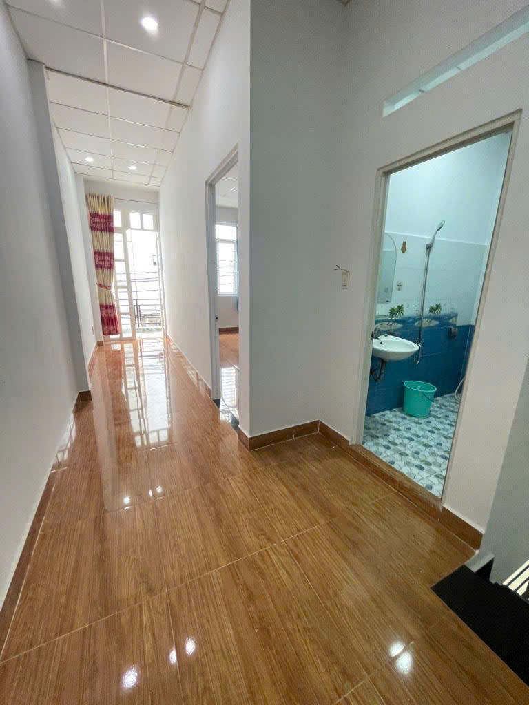 Ô TÔ TRONG NHÀ NGAY NGUYỄN SƠN - TÂN PHÚ - BỀ NGANG GẦN 5M DÀI 14M - 6.88TỶ - M0199