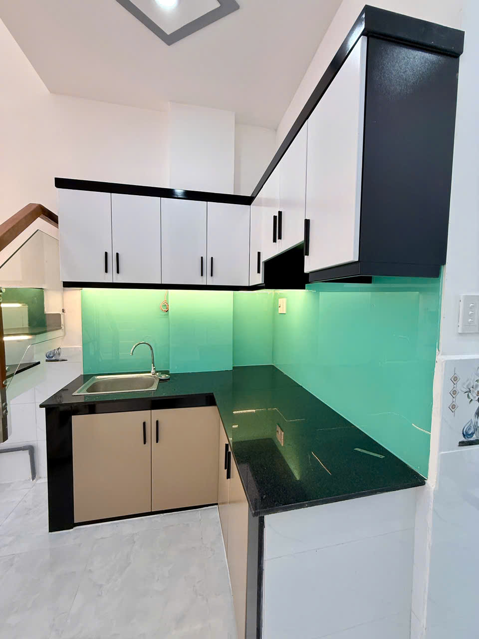 SIÊU PHẨM MẶT TIỀN ĐẸP - SÁT NGUYỄN SƠN - BÌNH LONG - KINH DOANH BUÔN BÁN QUÁ NGON - XE TẢI VI VU 8M THÔNG -MUA Ở KINH DOANH CHO THUÊ PHÙ HỢP - 4.75 TỶ  - M0204