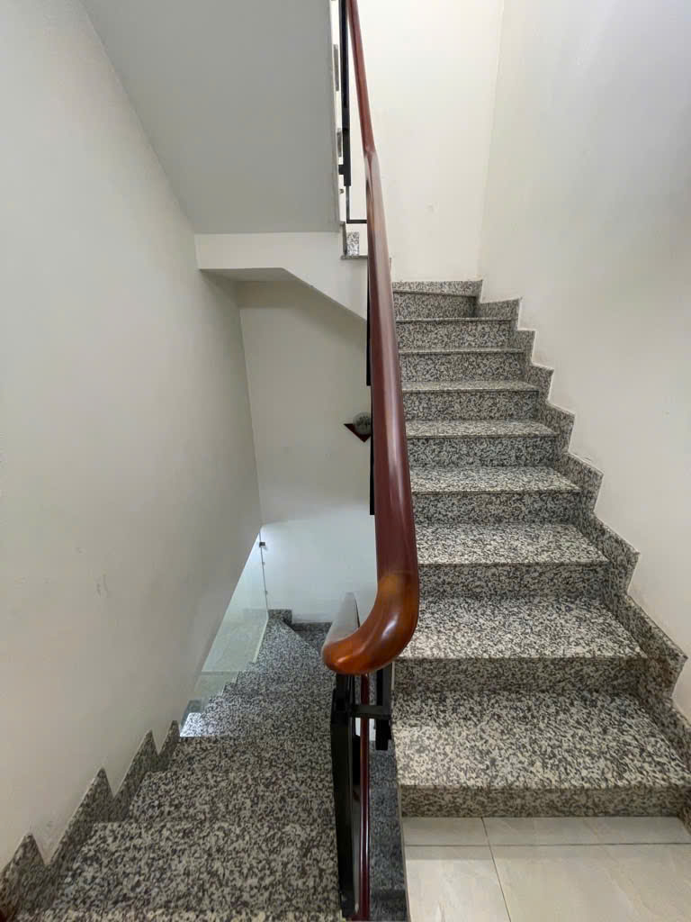 NHÀ GẦN TRƯỜNG HỌC, CÔNG VIÊN KÊNH NƯỚC ĐEN - PHÙ HỢP GIA ĐÌNH TRẺ - 4.299 TỶ- M0207