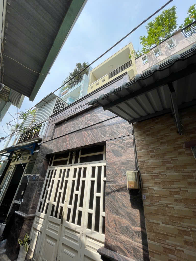 NHÀ GẦN TRƯỜNG HỌC, CÔNG VIÊN KÊNH NƯỚC ĐEN - PHÙ HỢP GIA ĐÌNH TRẺ - 4.299 TỶ- M0207