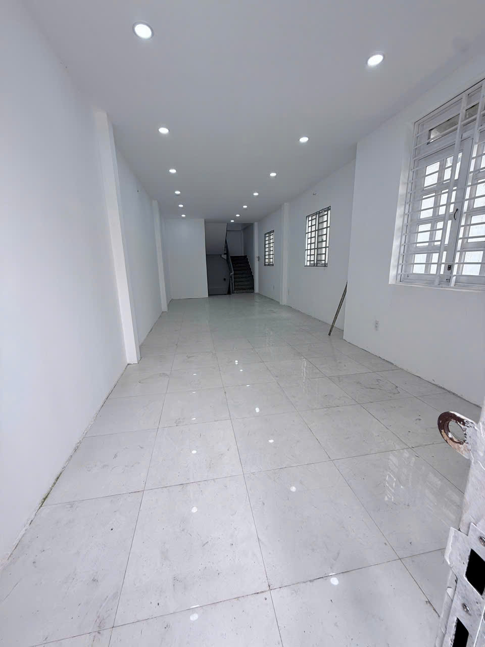 KHU VIP PHÚ THỌ HOÀ - SÁT MẶT TIỀN - 4 TẦNG BTCT MỚI ĐẸP - 72M2 - 4x18M - SỔ ĐẸP HOÀN CÔNG ĐỦ- CHỈ 6.99 TỶ - M0210