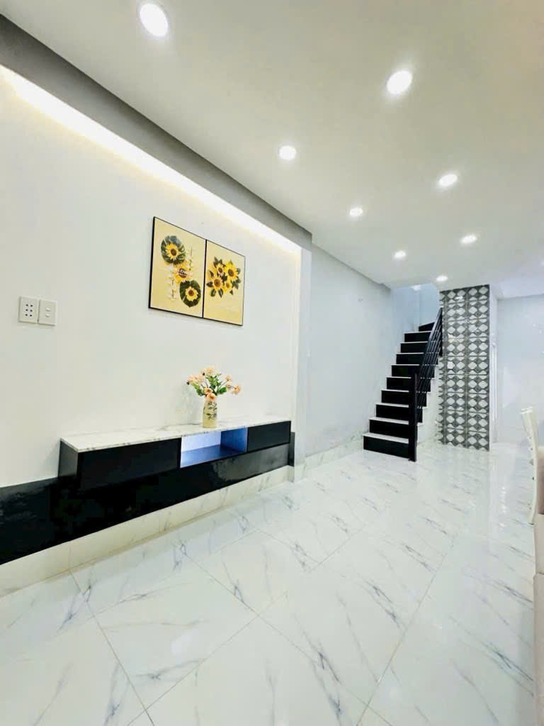 NHÀ MỚI ĐẸP CỨNG CÁP TẠI ÂU CƠ DỌN VÀO Ở NGAY - GẦN TRƯỜNG ,CHỢ  ,BỆNH VIỆN TÂN PHÚ - 3.2 TỶ - M0216 