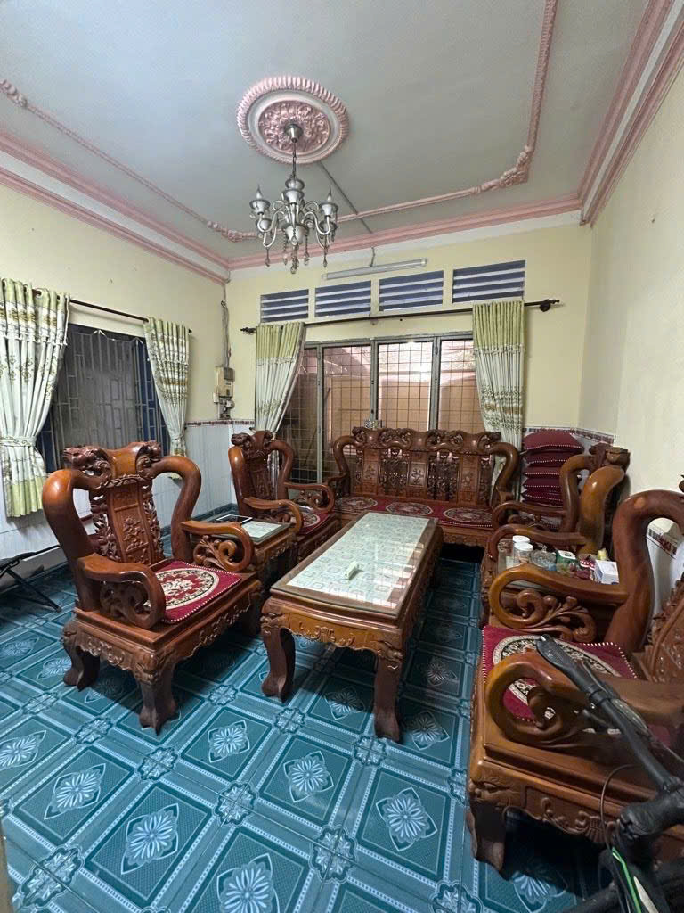 2 MẶT TIỀN KINH DOANH - NGAY THPT TRẦN PHÚ - VỊ TRÍ TRUNG TÂM TÂN PHÚ - NGANG GẦN 8M x 19 - 150M2- DÒNG TIỀN CHO THUÊ ỔN ĐỊNH - CHỈ 23 T.Ỷ - M0218 