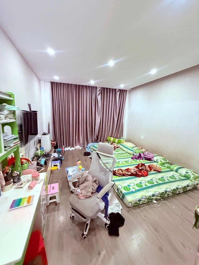 MẶT TIỀN KINH DOANH NGUYỄN SƠN -  5 TẦNG-  42M2 - G.I.Á 13.9 TỶ - M0224