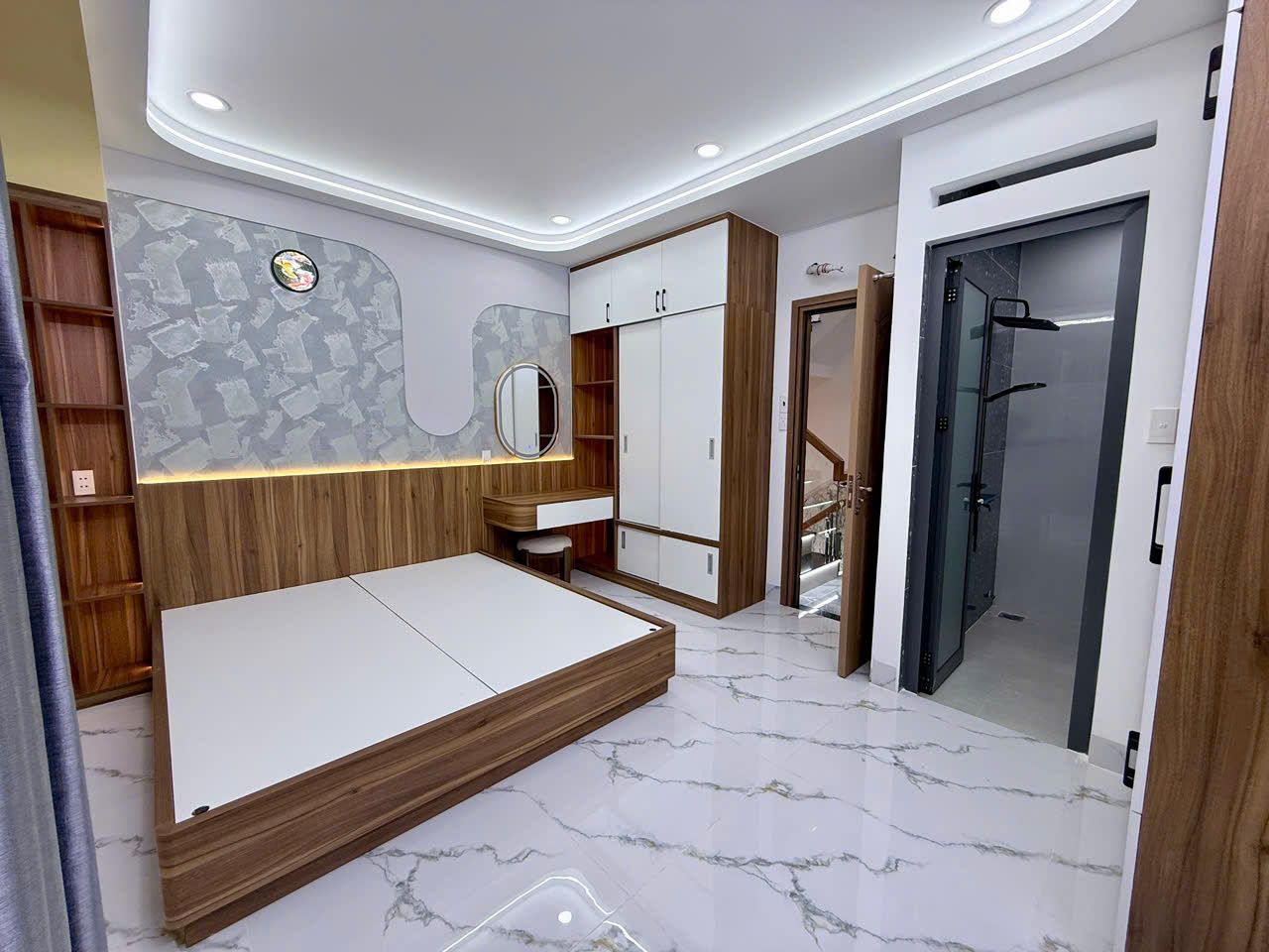 SIÊU PHẨM 1 SẸC KHU LÊ VĂN QUỚI - XE HƠI NGỦ TRONG NHÀ - NỘI THẤT XỊN - 4,5x12M - 5PN - 7.6 TỶ - M0227