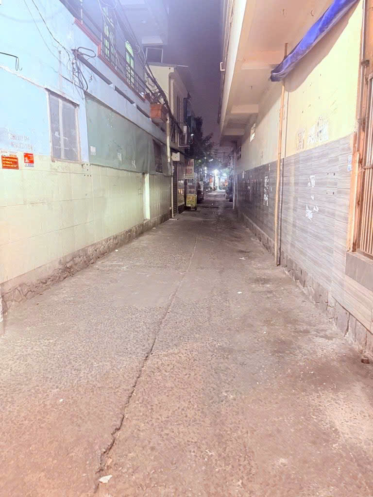 HẺM XE HƠI THÔNG NGAY CHỢ BÌNH LONG - GIÁP NGUYỄN SƠN TÂN PHÚ-  60M2 - 5.7 TỶ - M0229