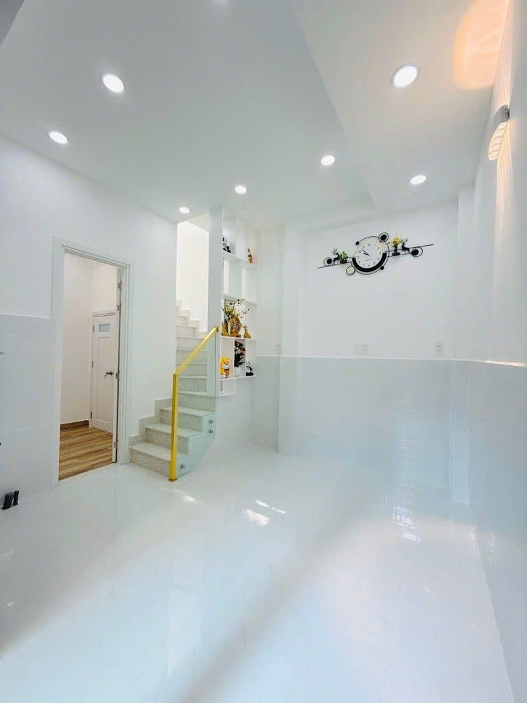 2 TẦNG - HỒNG LẠC - TÂN BÌNH - HẺM 3M CÁCH MẶT TIỀN - AN NINH - CHỈ 3.5 TỶ - M0231