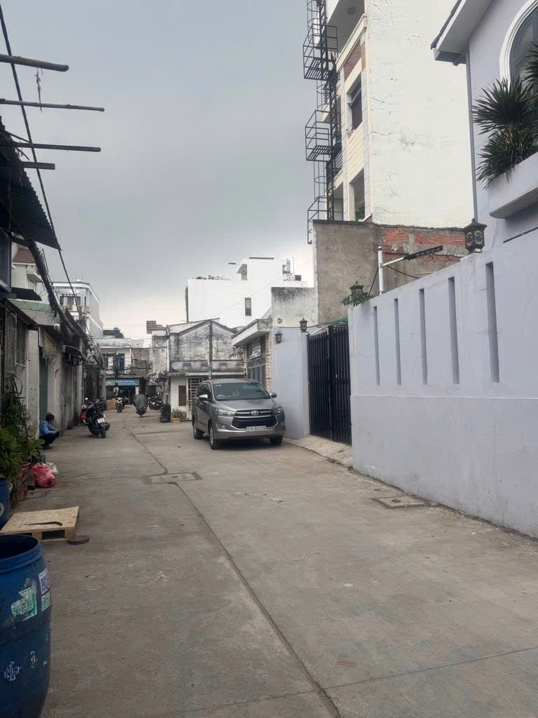 HẺM XE HƠI- NHÀ MỚI ĐẸP- 2 TẦNG- 2PN- 2WC- GẦN AEON MALl TÂN PHÚ- CHỈ 3.45 TỶ - M0234