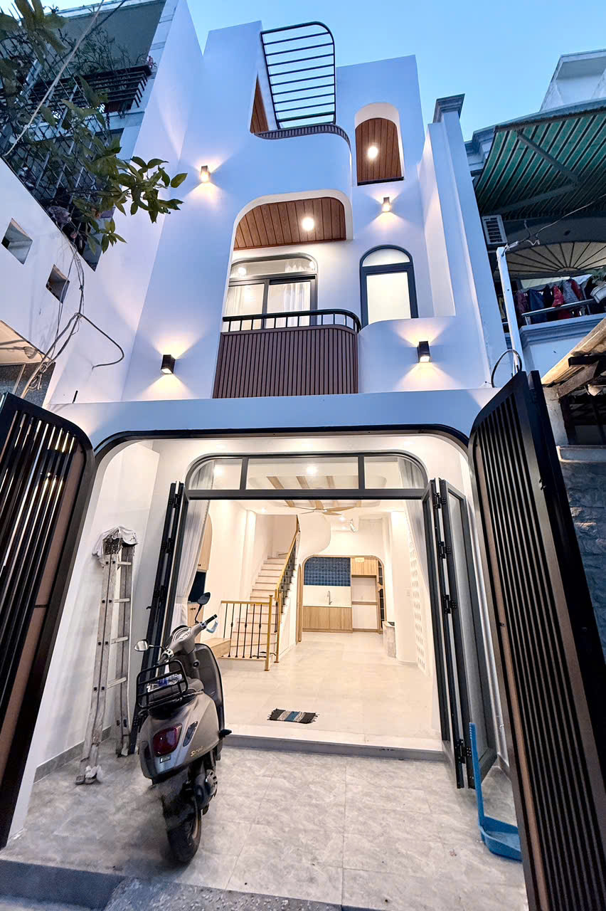 NHÀ ĐẸP ĐÓN TẾT BÍNH NGỌ GẦN AEON MALL TÂN PHÚ - HẺM NHỰA 6M - 4PN - 7.5 T.Ỷ - M0238