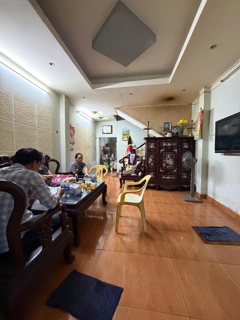 NGAY TÂN QUÝ - TÂN PHÚ - GẦN AEON TÂN PHÚ - XE HƠI ĐỖ CỬA - GẦN 50m2- CHỈ 5.799 TỶ - M0240