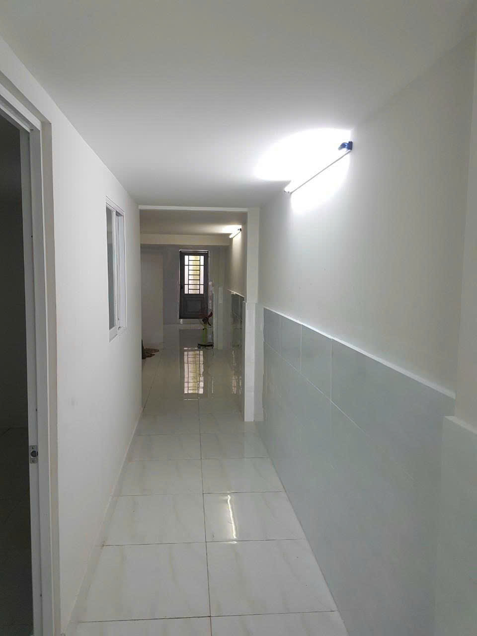 NHÀ NGUYỄN HỮU TIẾN - LÊ TRỌNG TẤN - 106M2 - DÒNG TIỀN 9TR/THÁNG - 3 PN - 6.8 TỶ - M0242