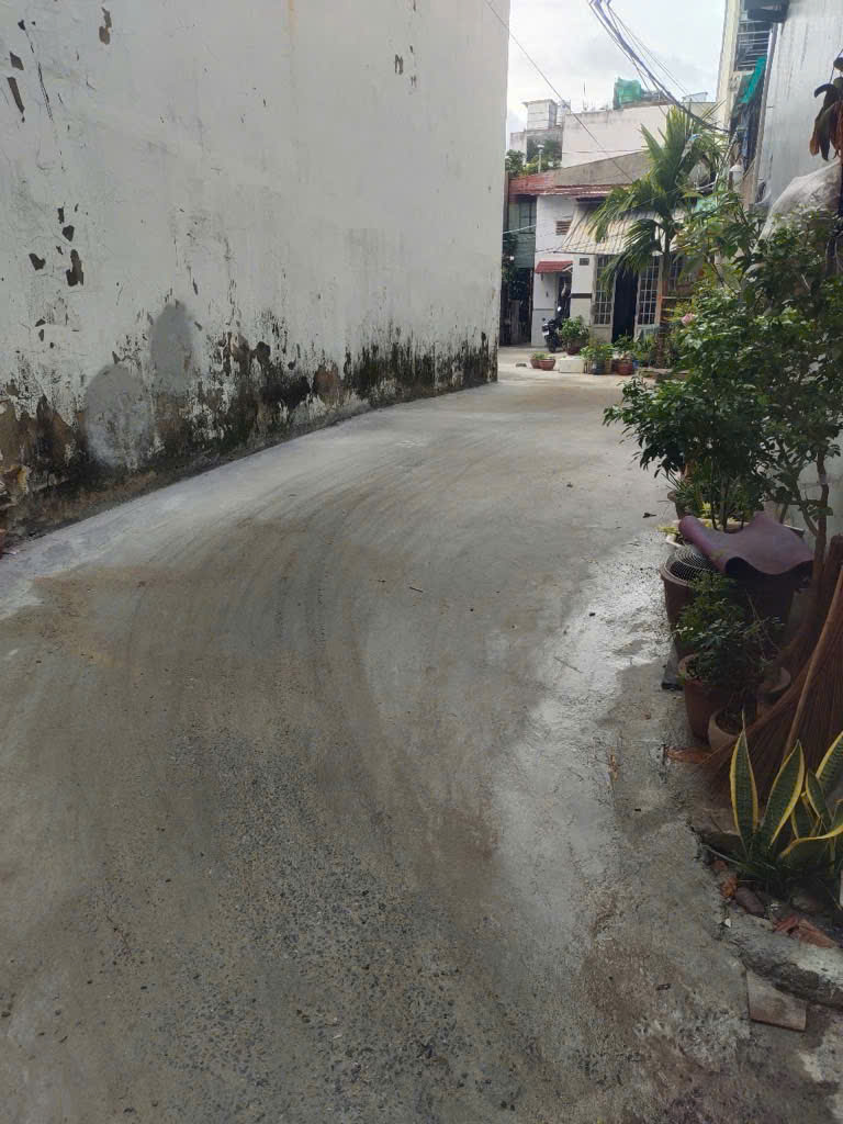 NHÀ 3 TẦNG (4x15) - LÔ GÓC - HẺM XE HƠI THÔNG - 5.9 TỶ - M0249