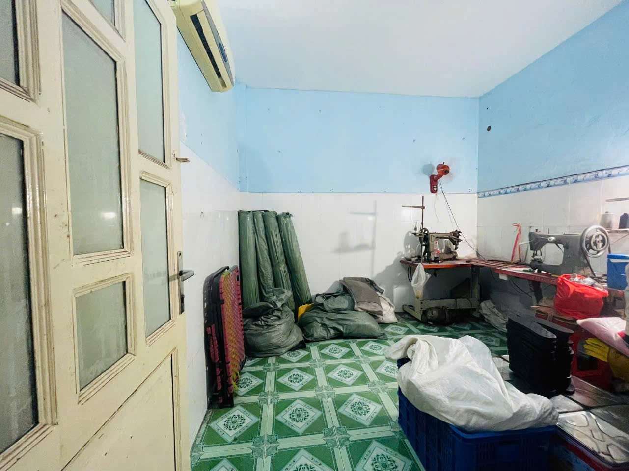 HẺM 3 GÁC - KÊNH TÂN HOÁ - 4,9X12M - 5.8 TỶ - M0250 