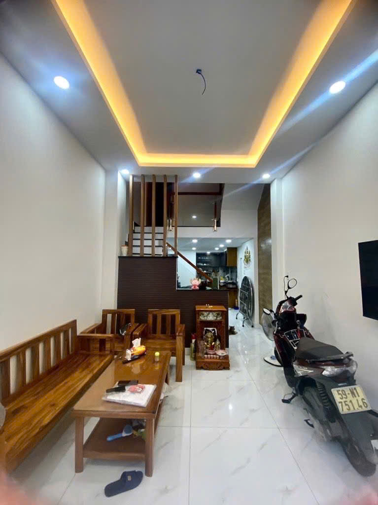 NHÀ 4 TẦNG SÁT GẦN AEON TÂN PHÚ - KÊNH NƯỚC ĐEN - HẺM XE HƠI ĐỖ CỬA - 4.3 TỶ - M0254