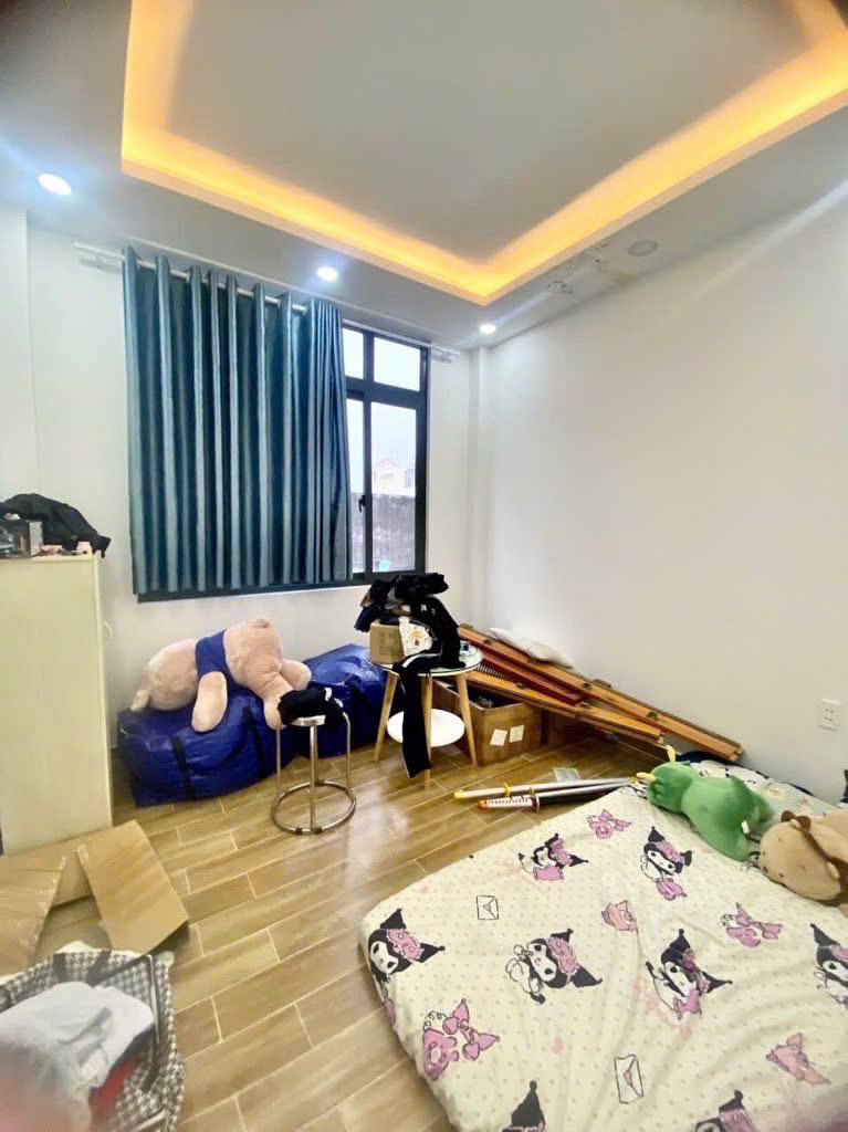 NHÀ 4 TẦNG SÁT GẦN AEON TÂN PHÚ - KÊNH NƯỚC ĐEN - HẺM XE HƠI ĐỖ CỬA - 4.3 TỶ - M0254