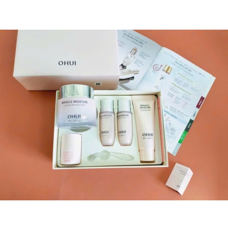 Set Kem Dưỡng Hồng Da, Chống lão hoá OHUI Miracle Moisture