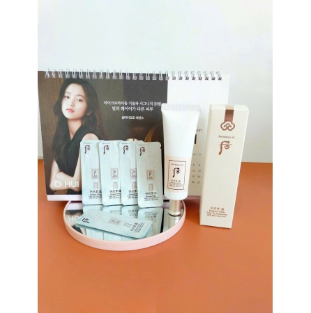 KEM CHỐNG NẮNG WHOO TRẮNG SIÊU THÍCH