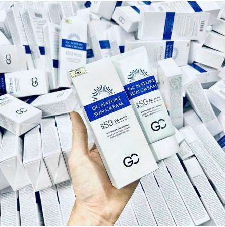 KEM CHỐNG NẮNG GC NATURE SUNCREAM  3 TRONG 1 : CHỐNG NẮNG, NÂNG TONE, DƯỠNG TRẮNG