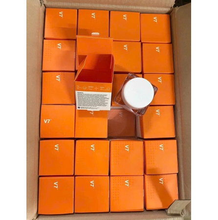 Kem Dưỡng Trắng - Nâng Tone Da 𝗩𝟳 𝗧𝗢𝗡𝗜𝗡𝗚 𝗟𝗜𝗚𝗛𝗧 - - Mẫu Mới 2023